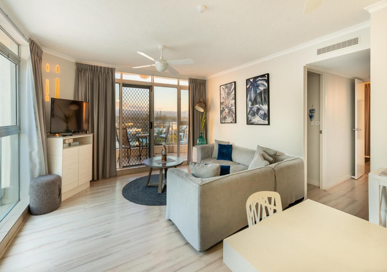 Foreshore Beachfront Apartments Голд-Кост Екстер'єр фото