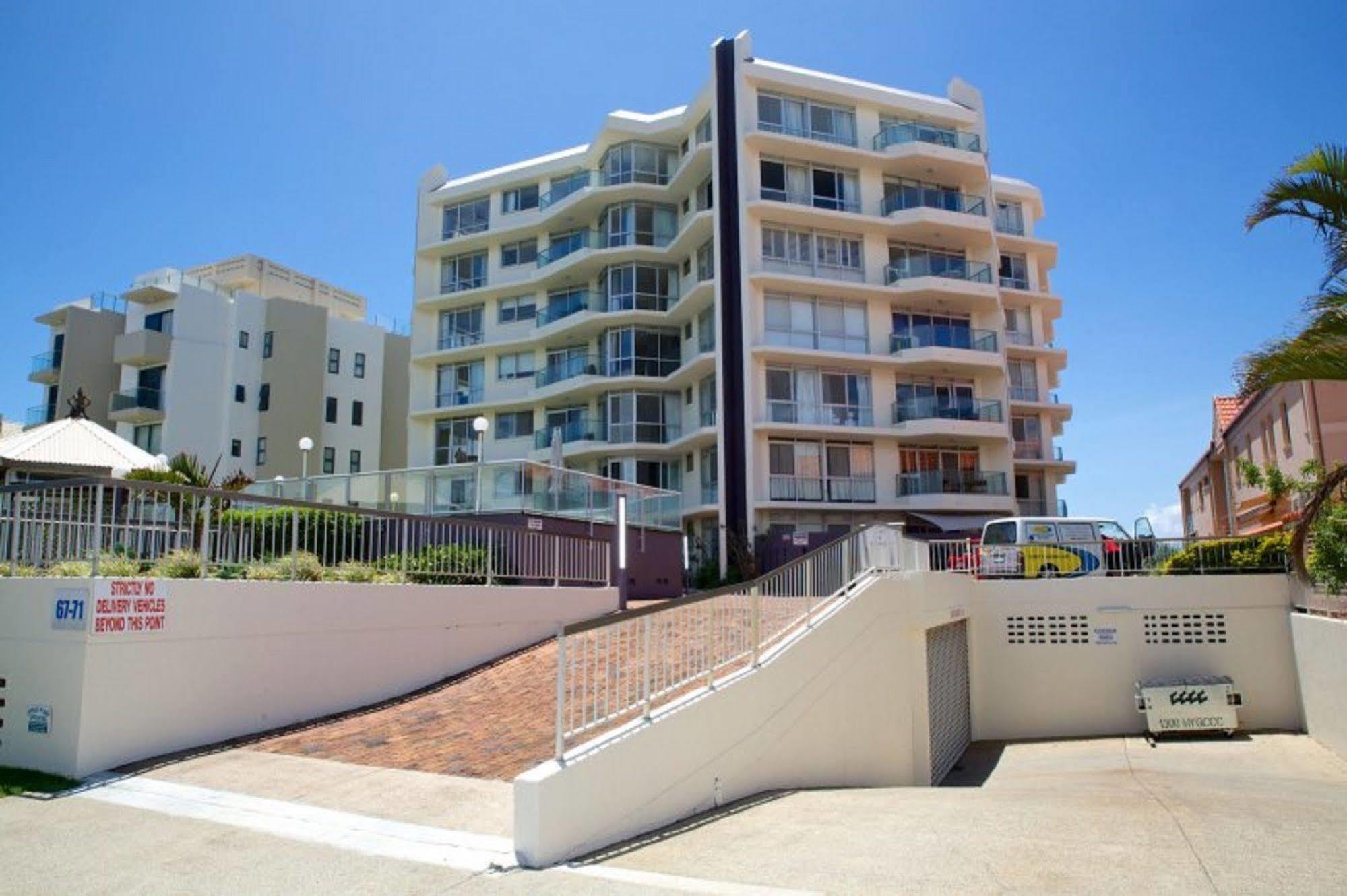 Foreshore Beachfront Apartments Голд-Кост Екстер'єр фото