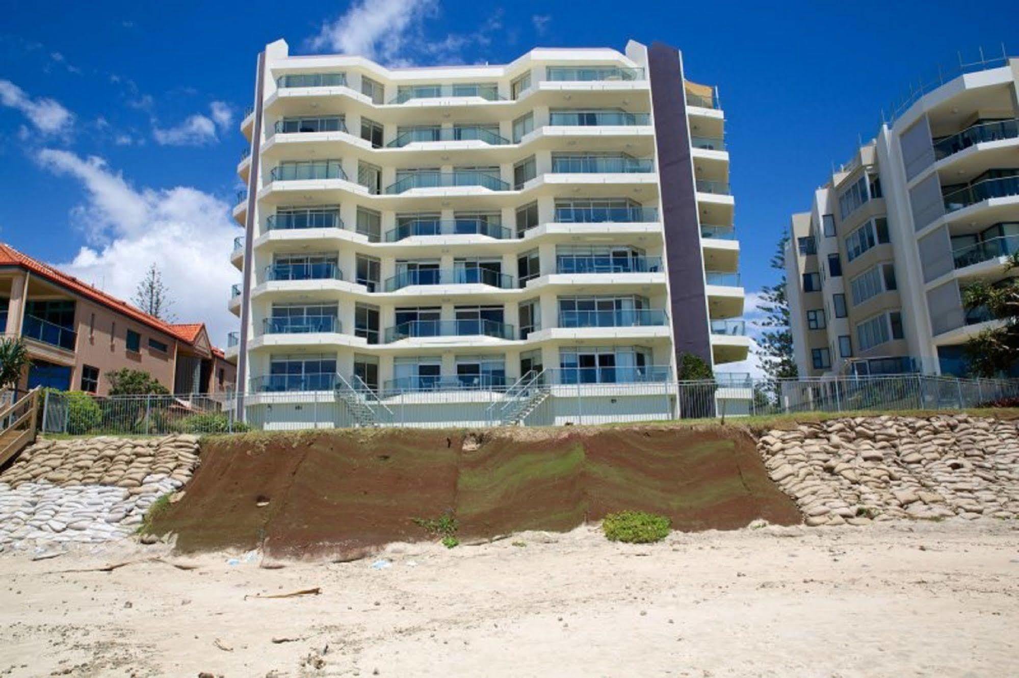 Foreshore Beachfront Apartments Голд-Кост Екстер'єр фото