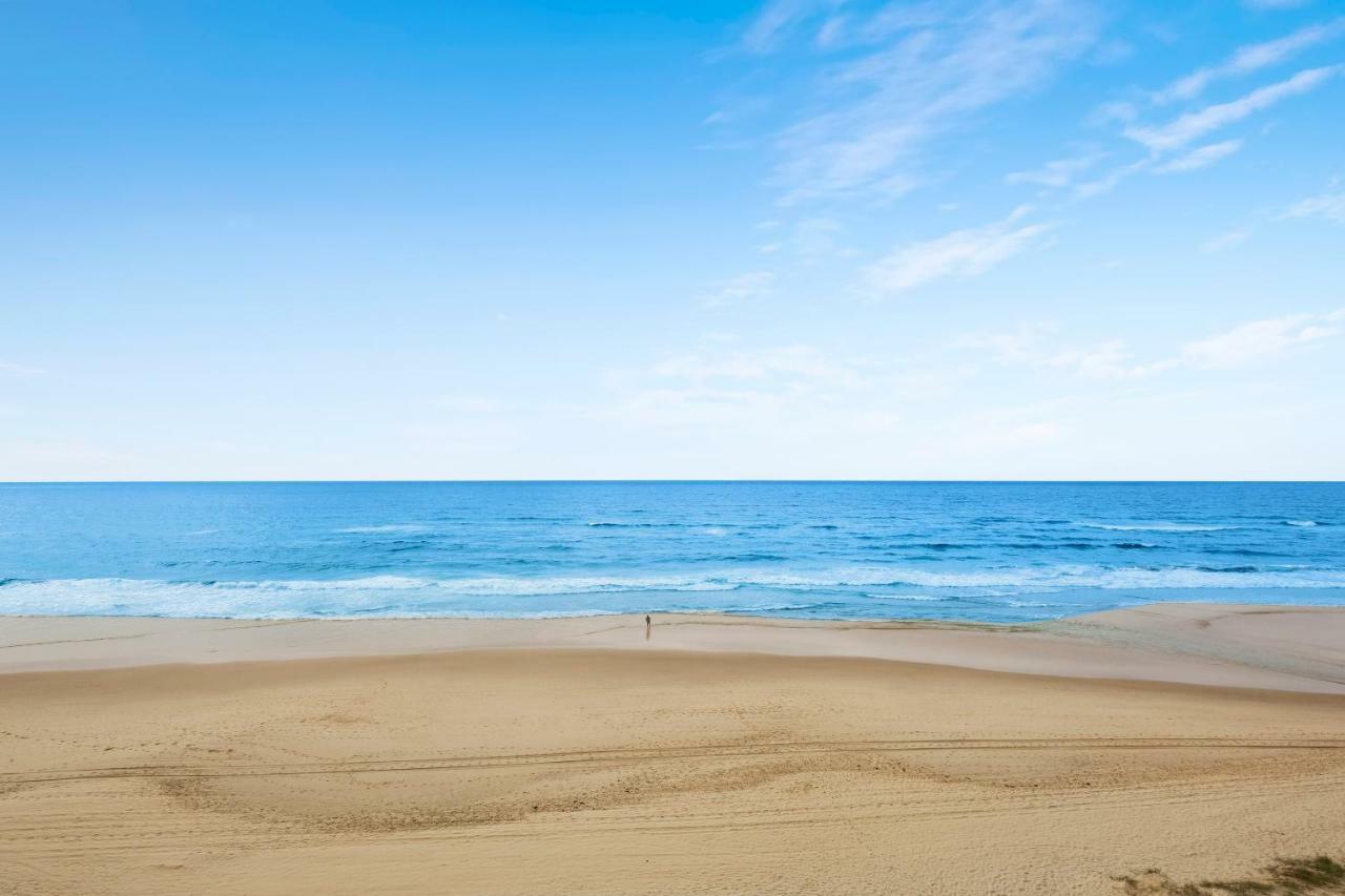 Foreshore Beachfront Apartments Голд-Кост Екстер'єр фото